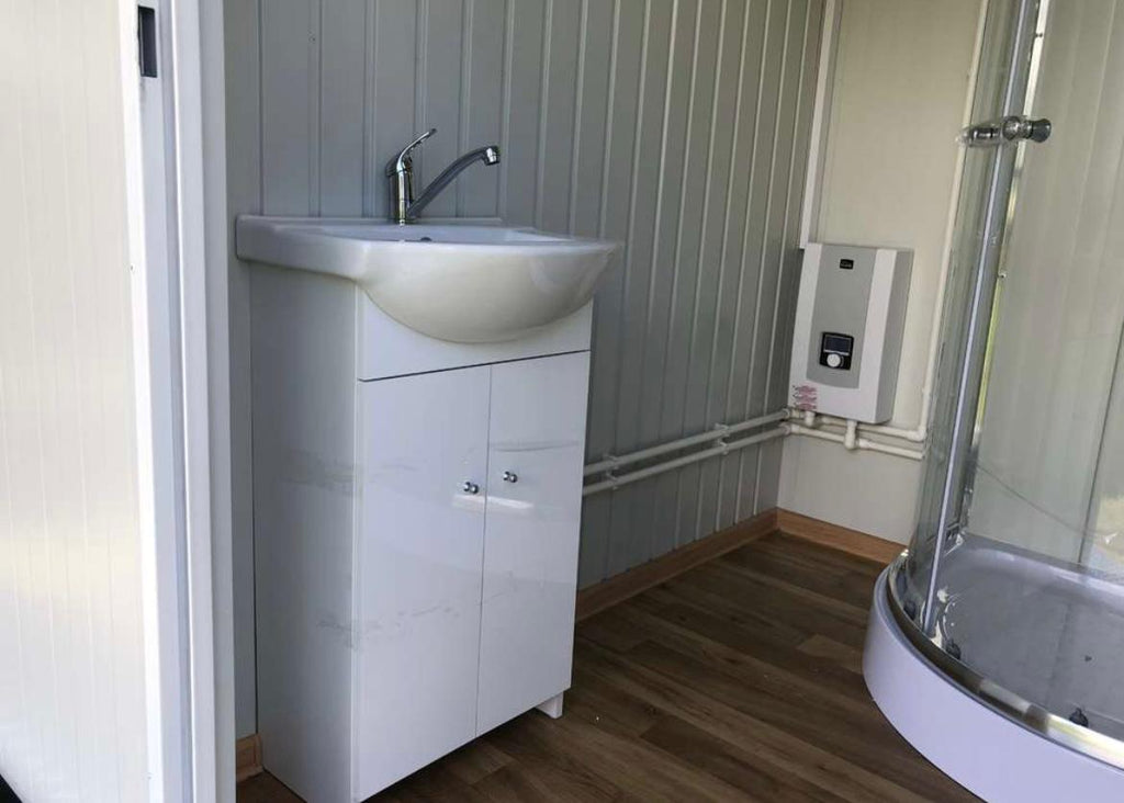CONTENEDOR SANITARIO + WC + DUCHA + CISTERNA